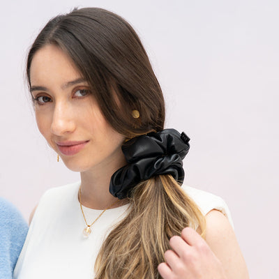 SCRUNCHIES - Cuerina