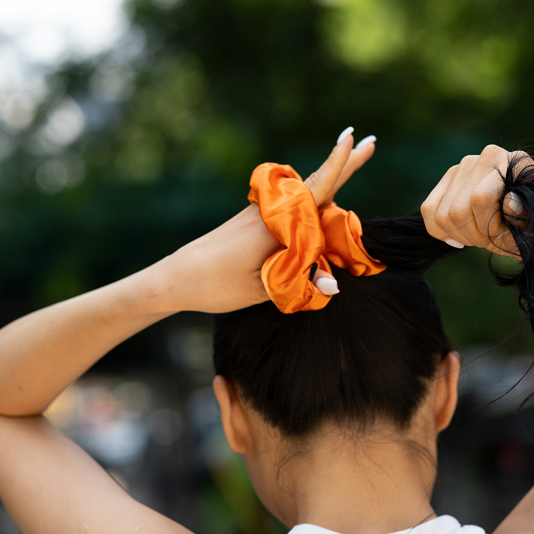 #color_satin-naranja