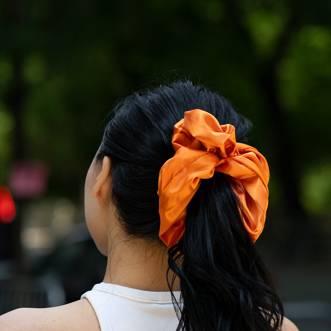 #color_satin-naranja