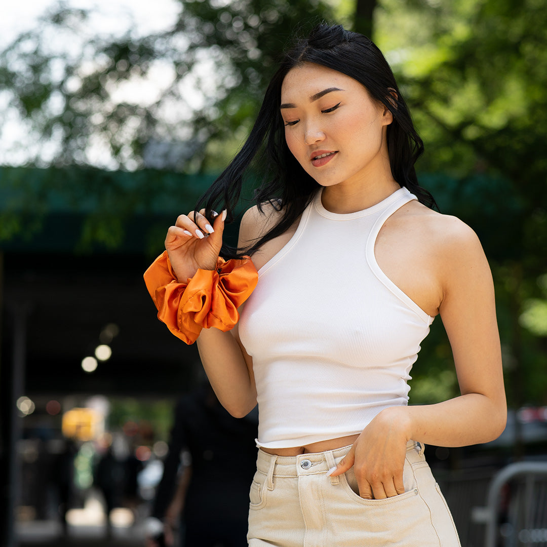#color_satin-naranja