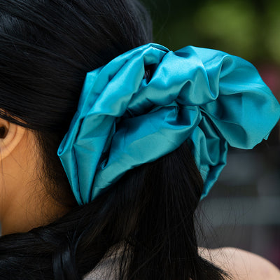 #color_satin-turquesa