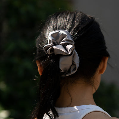 #color_satin-gris-oscuro