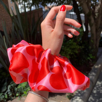 Scrunchie - LOVE Oversized