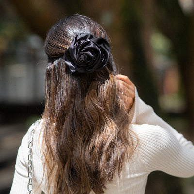 #color_satin-negro