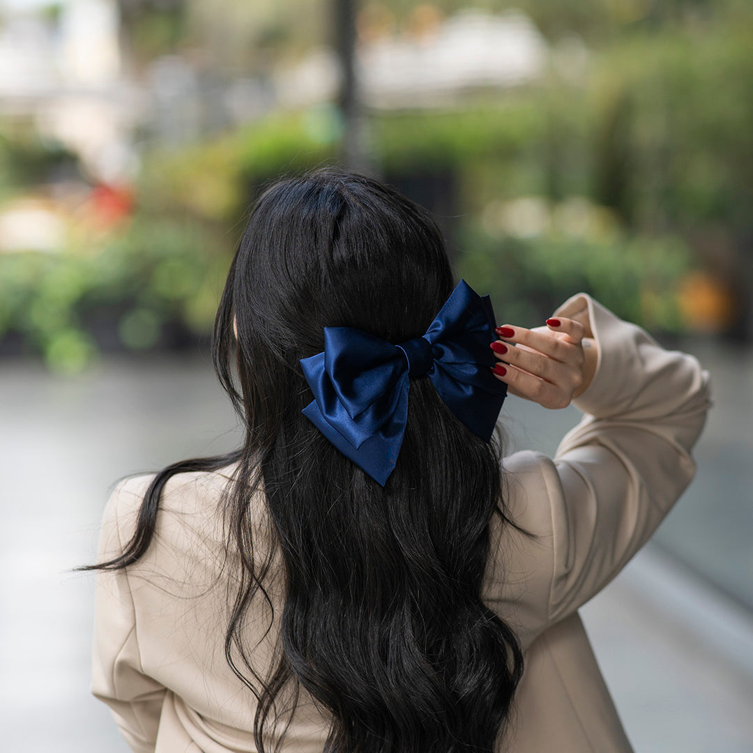 #color_satin-azul
