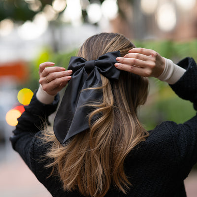 #color_satin-negro