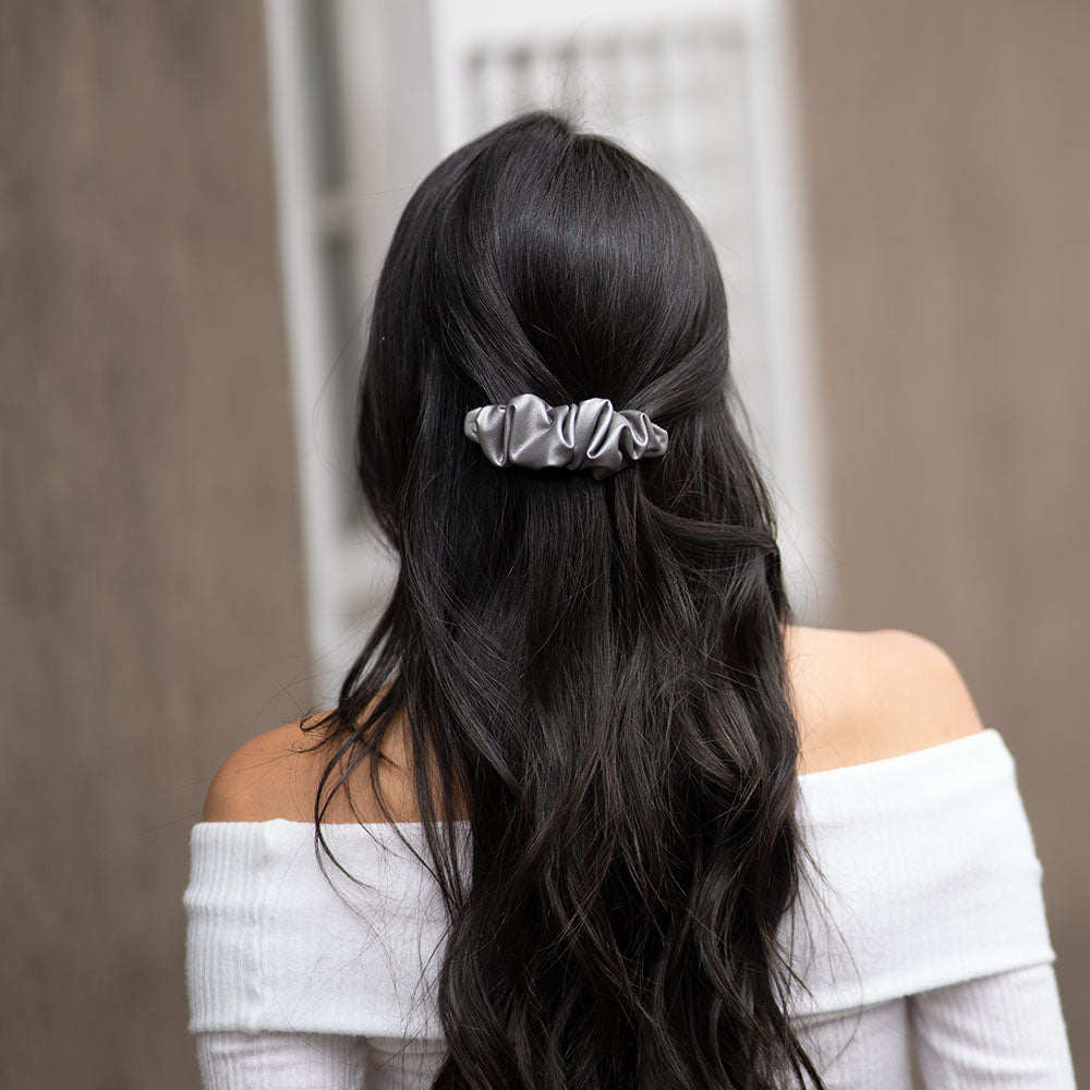 Hair Clips - Oruguitas Cuerina