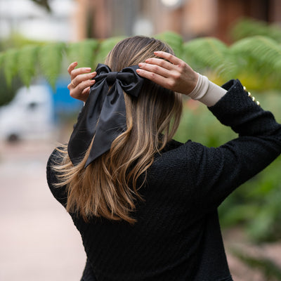 #color_satin-negro
