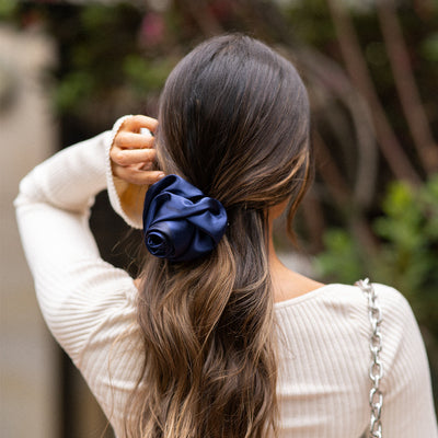 #color_satin-azul-oscuro