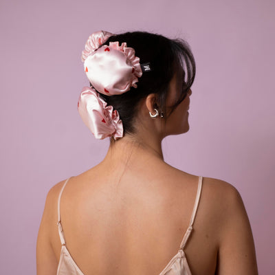#color_satin-little-hearts