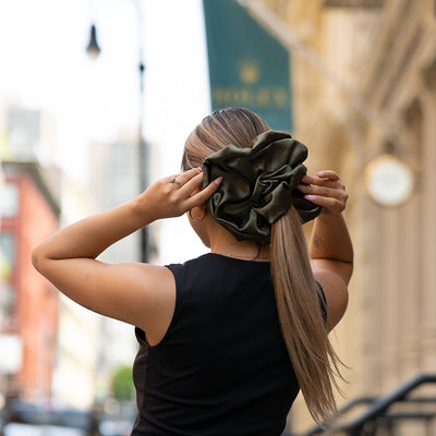 #color_satin-verde-militar