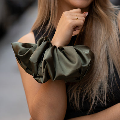 #color_satin-verde-militar