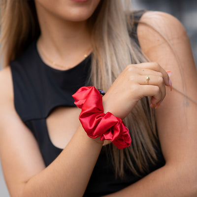 #color_satin-rojo