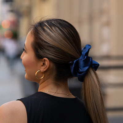#color_satin-azul-oscuro
