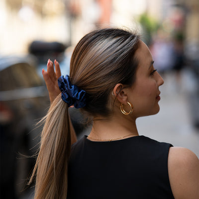 #color_satin-azul-oscuro