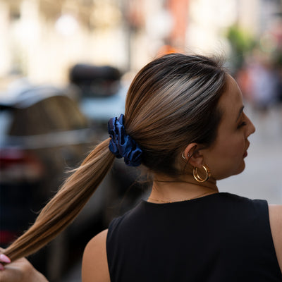 #color_satin-azul-oscuro