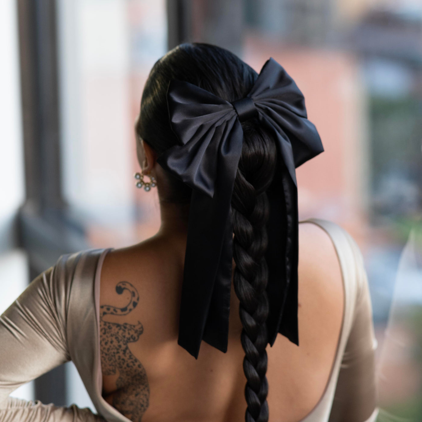 #color_satin-negro