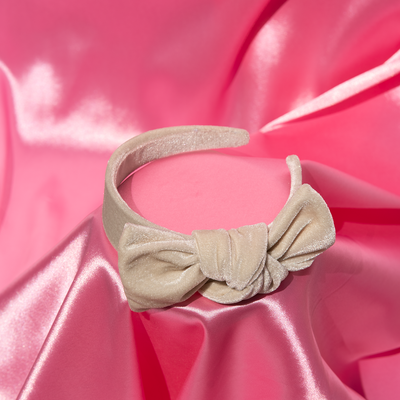 Diadema beige de terciopelo