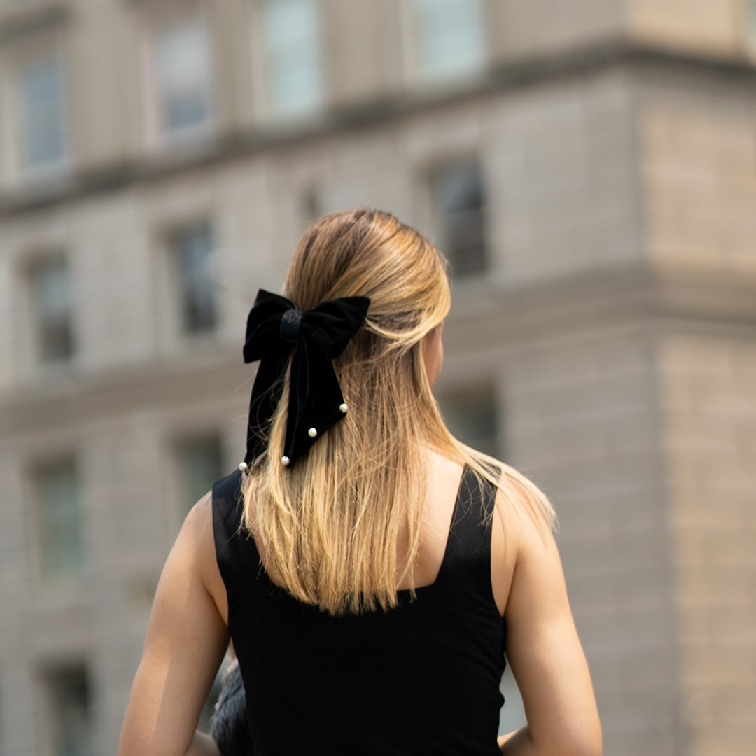 Moño - Large Black Bow / pearls